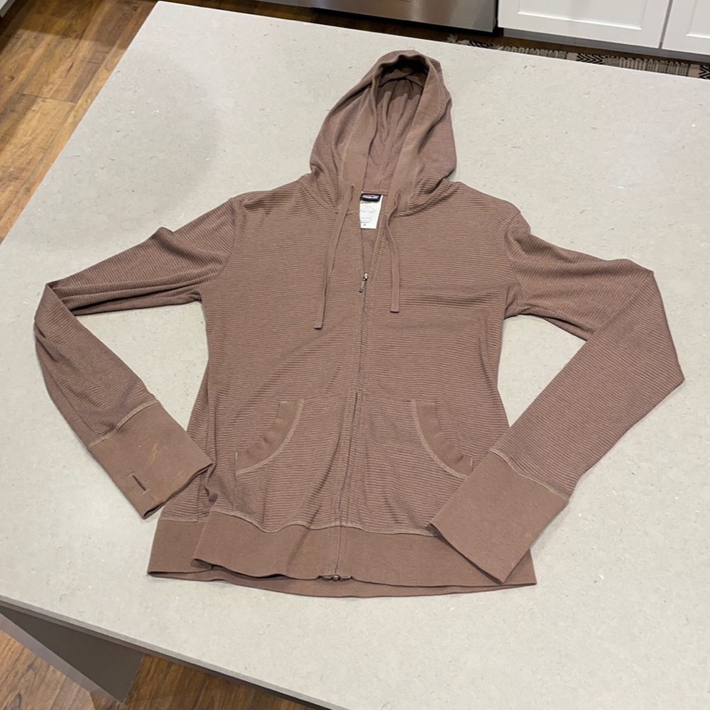Patagonia water girl size medium women’s brown jacket